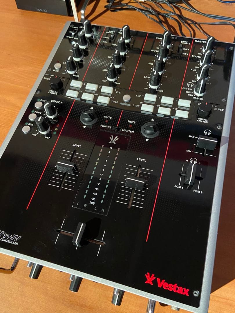 Vestax】DJミキサー PMC-05Pro IV BLK（USED美品） C998056