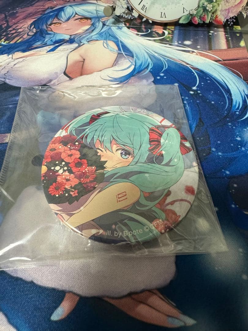 初音ミク 缶バッジ 11th Anniversary 荻poteムービック