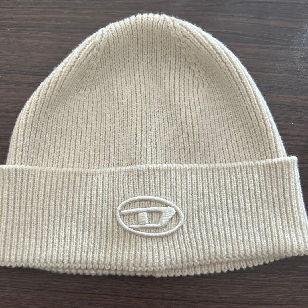 ウェッジウッド アカンサスシリーズの絵皿 パリ Damon 社が販売代理店