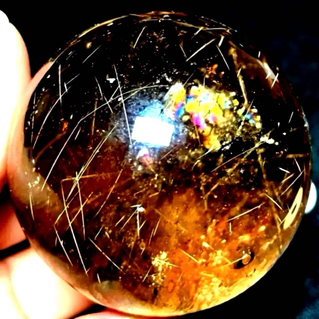 50mm 虹入りゴールドルチルクォーツ丸玉スフィア金針水晶