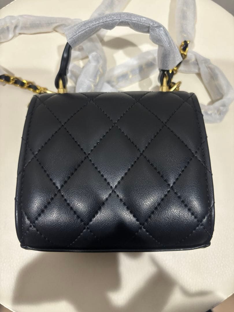シャネル ブラック ミニバッグ チェーンショルダー　ノベルティ新品