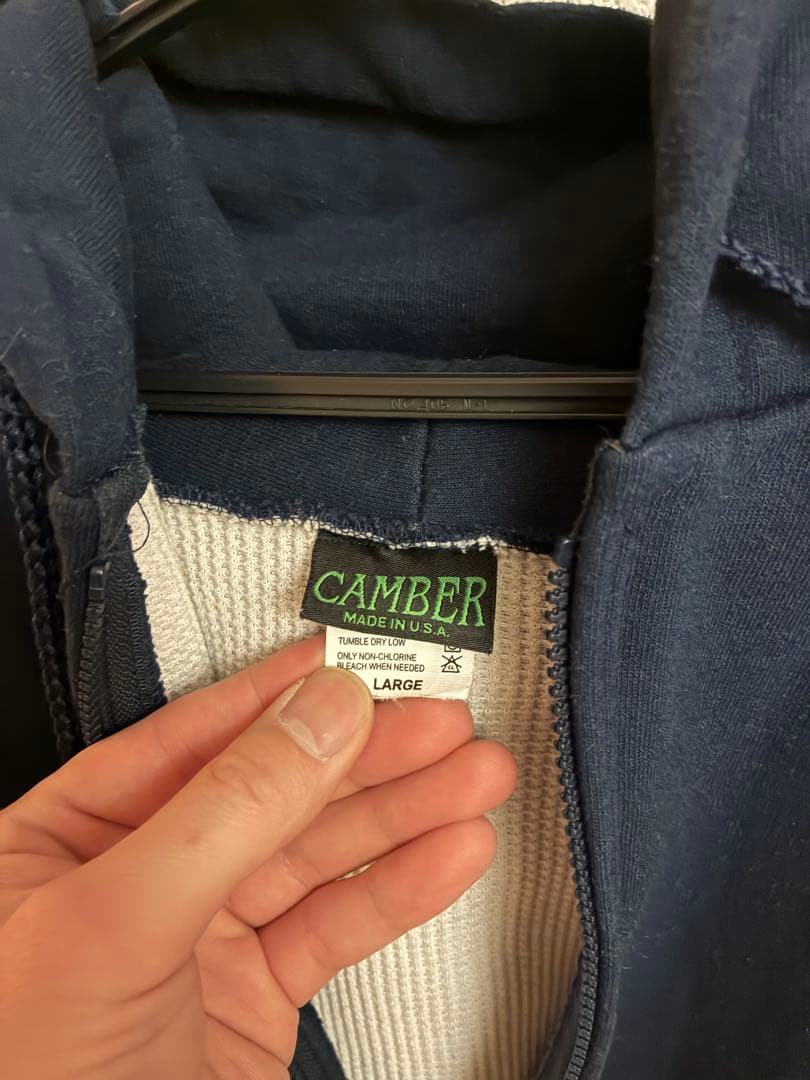 CAMBER ネイビー パーカー Lサイズ