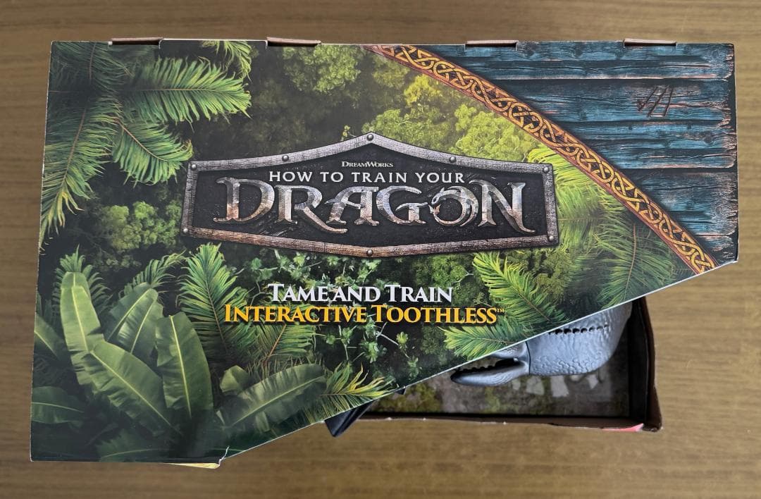 ヒックとドラゴン トーキング フィギュア トゥース ナイトフューリー