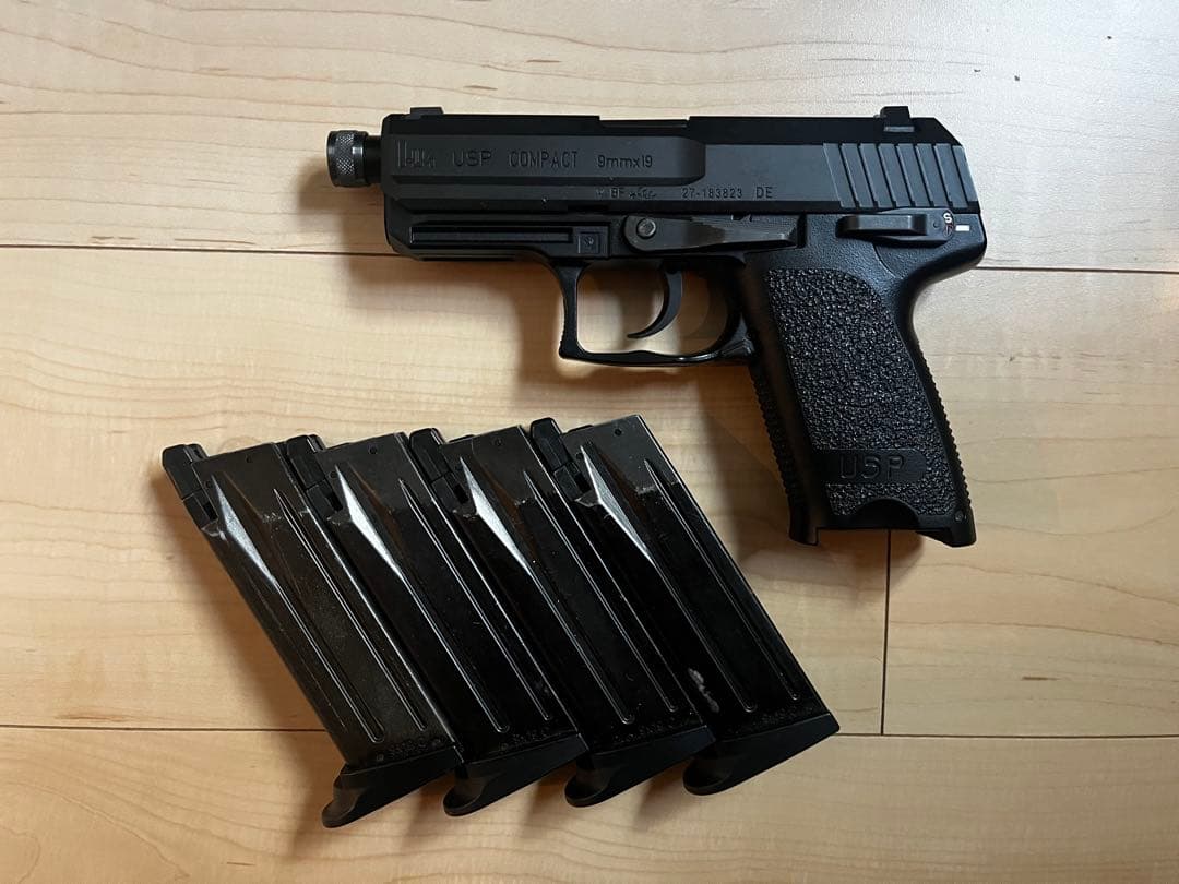 東京マルイ USP compact ガスガン 予備マガジン付属、カスタム品