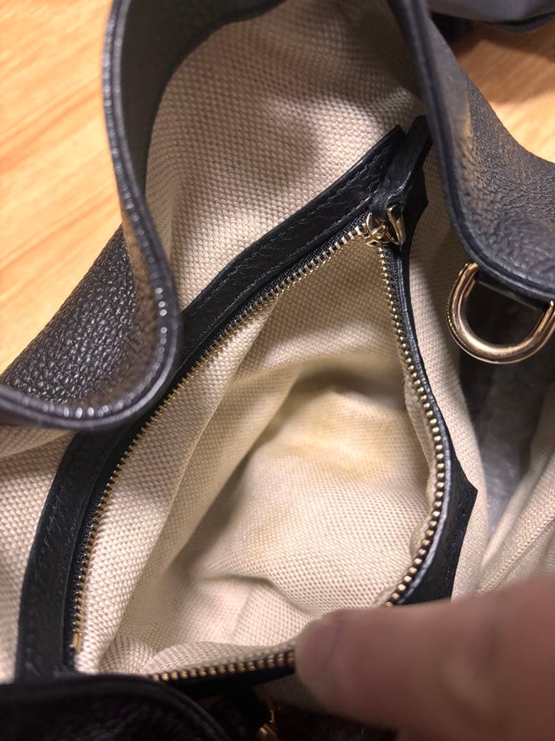 美品本物‼️GUCCI ソーホー タッセル　ブラック レザー