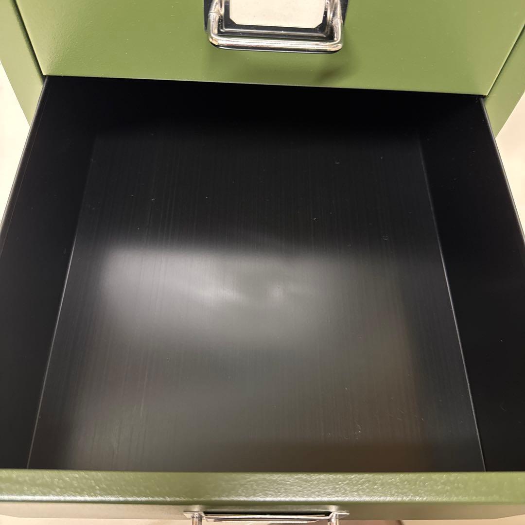 美品　ビスレー bisley キャビネット　引き出し　３段　オリーブ　グリーン系