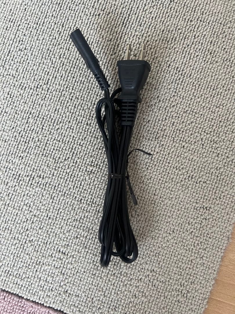 VERSOS 冷温庫 24L 保冷庫 -9℃~60℃ ミニ冷蔵庫 温度調節可能