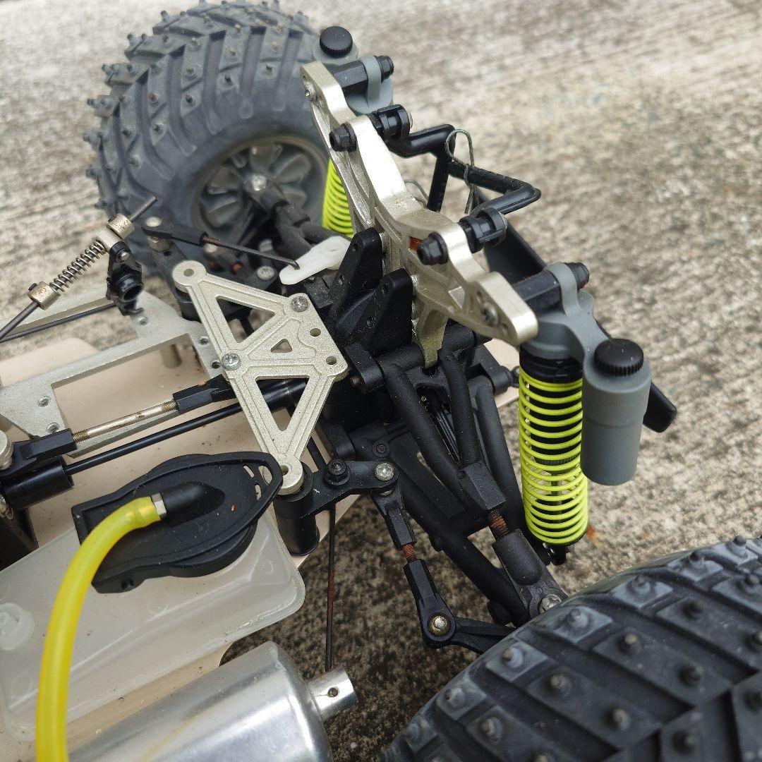 ラジコン　エンジンカー　バギー