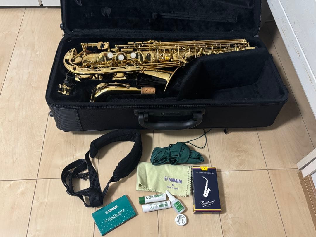 ヤマハアルトサックスYAS275 オリジナルケース付き