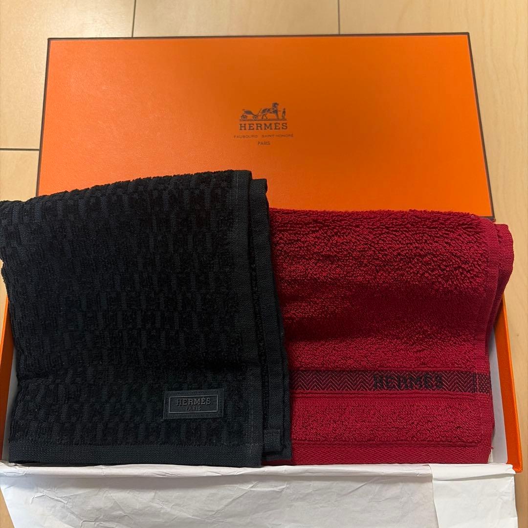 鑑定済✨ エルメス HERMES ハンドタオル ハンカチ 2点セット - メルカリ