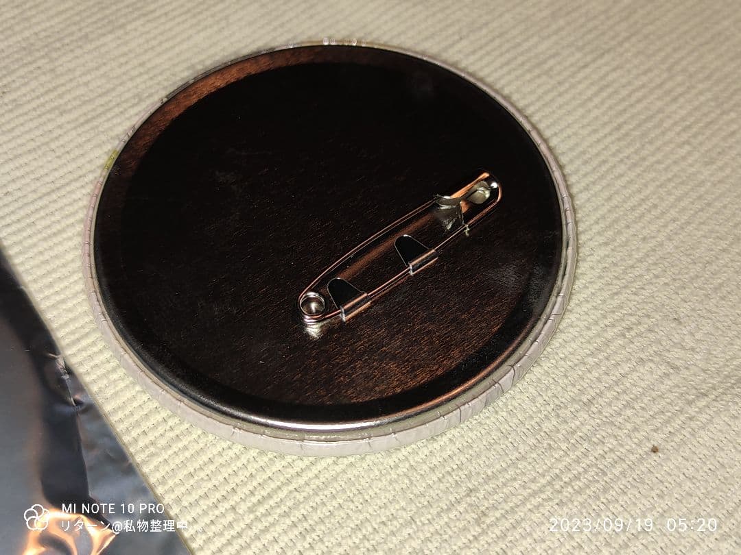 NEWDAYS 初音ミク トレーディング 缶バッジ 鏡音リン