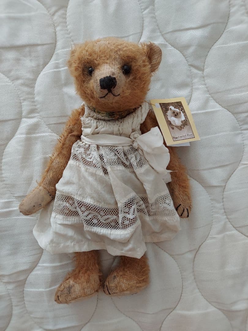 人気海外作家 フォーゲットミーノット メアリーさんのベア フォー