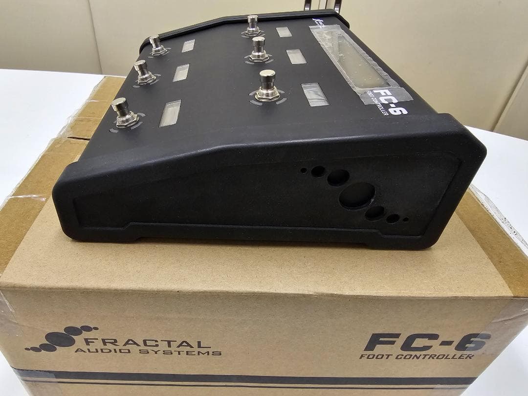 値引き応相談 ほぼ新品 Fractal Audio Systems FC-6 - メルカリ