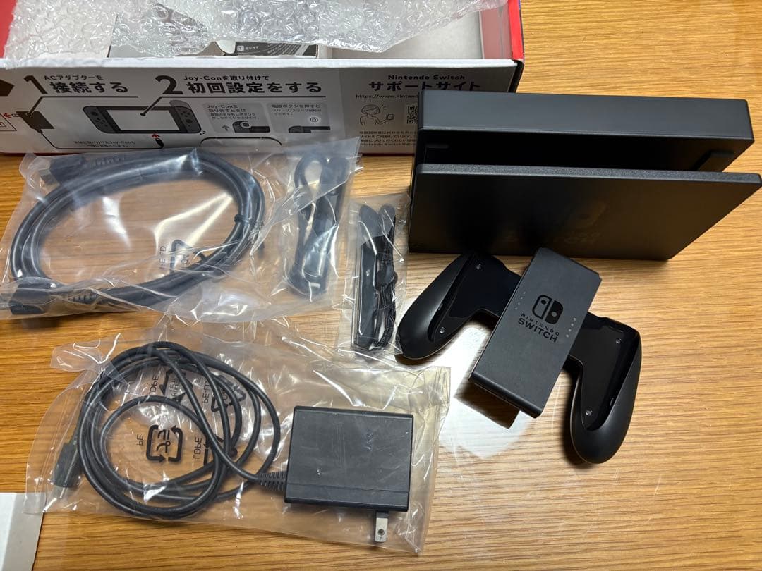 美品★Nintendo Switch 本体 ＋ 付属品