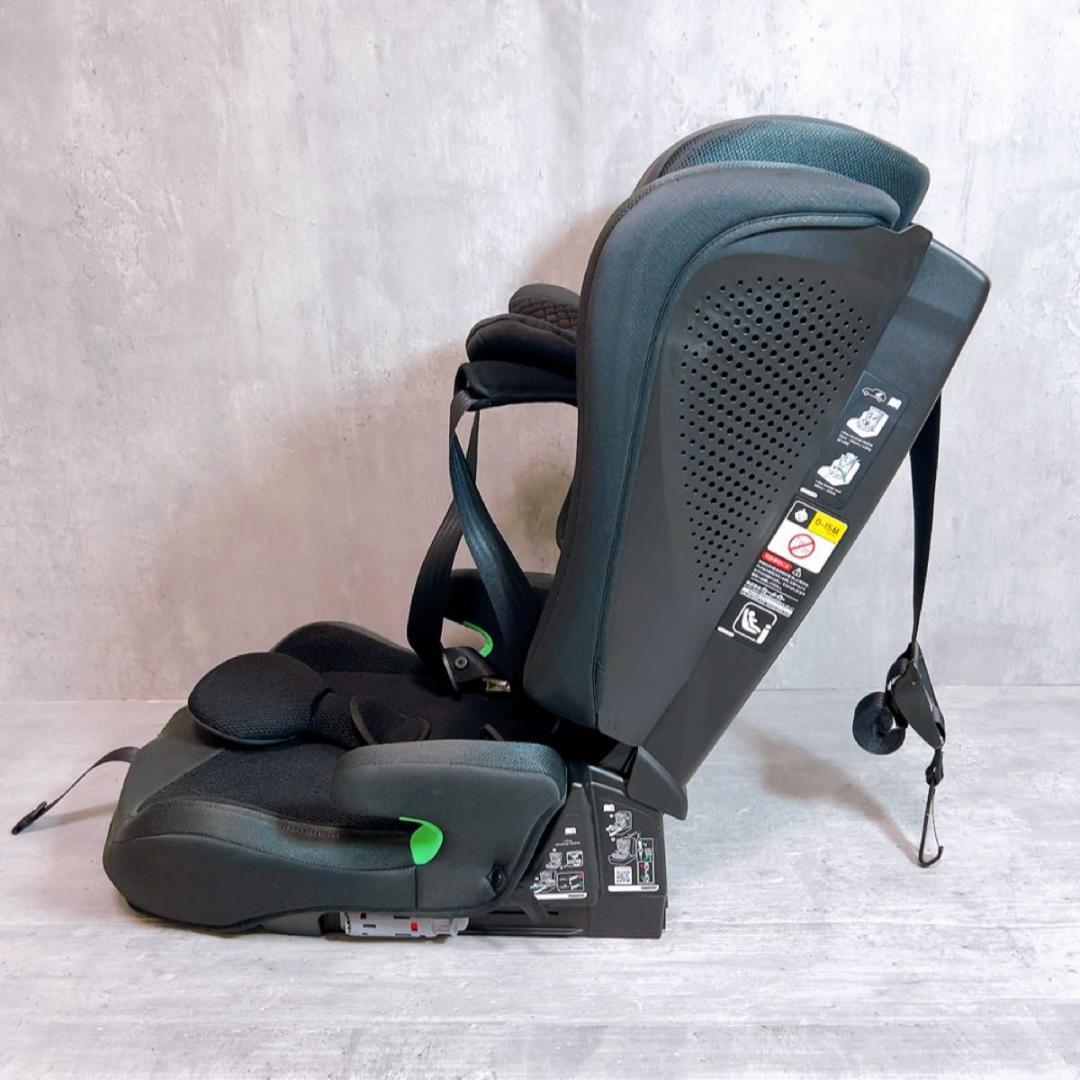 エールベベチャイルドシート パパットR 安全基準(R129) 　CF135