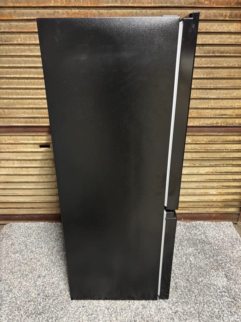 【高年式】ハイセンス ノンフロン冷凍冷蔵庫 HR-D1701B 2025年製
