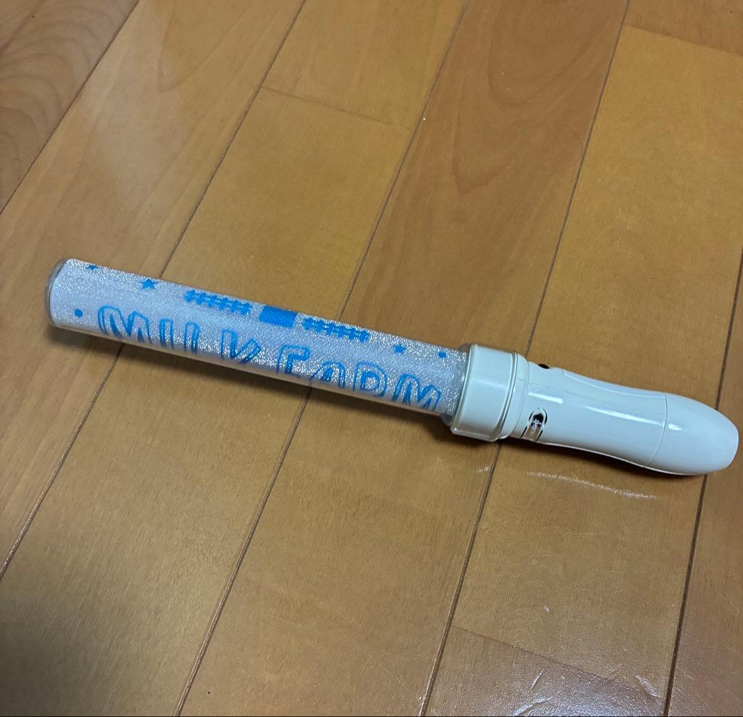 M!LK FARM カラチェン 初代ペンライト - メルカリ