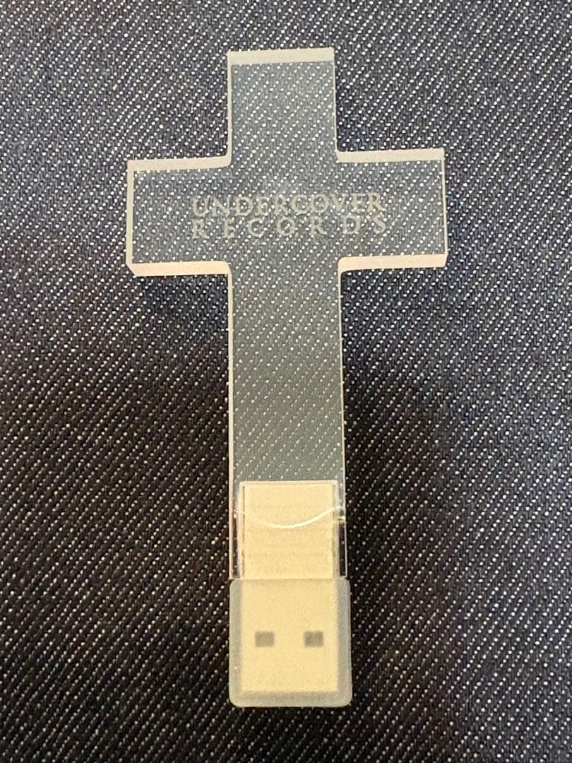 希少 UNDERCOVER Mars89 コラボ クロス型 USBメモリー