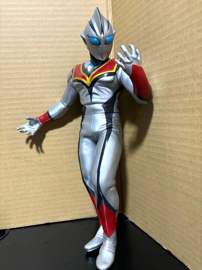 ビッグサイズソフビ3種　ウルトラマンティガ　マルチタイプ　グリッター　イーヴィル