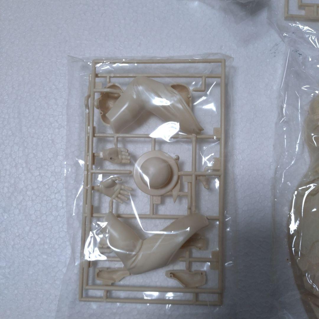 ジェームズ・ボンド　オッドジョブ　プラモデル２個セット　ポーラライツ