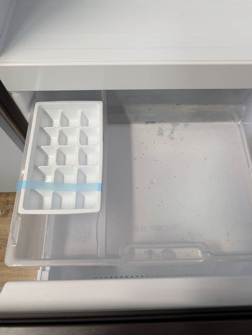 じ*ん様 美品　Panasonic 冷蔵庫 ブラウンNR-B14FW-T　一人暮