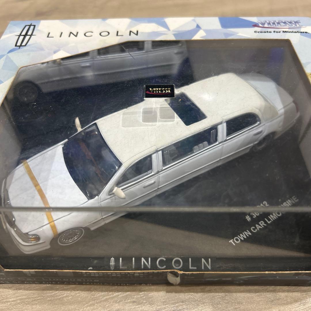 LINCOLNタウンカー ミニカー 模型 リンカーン リムジン アメリカ