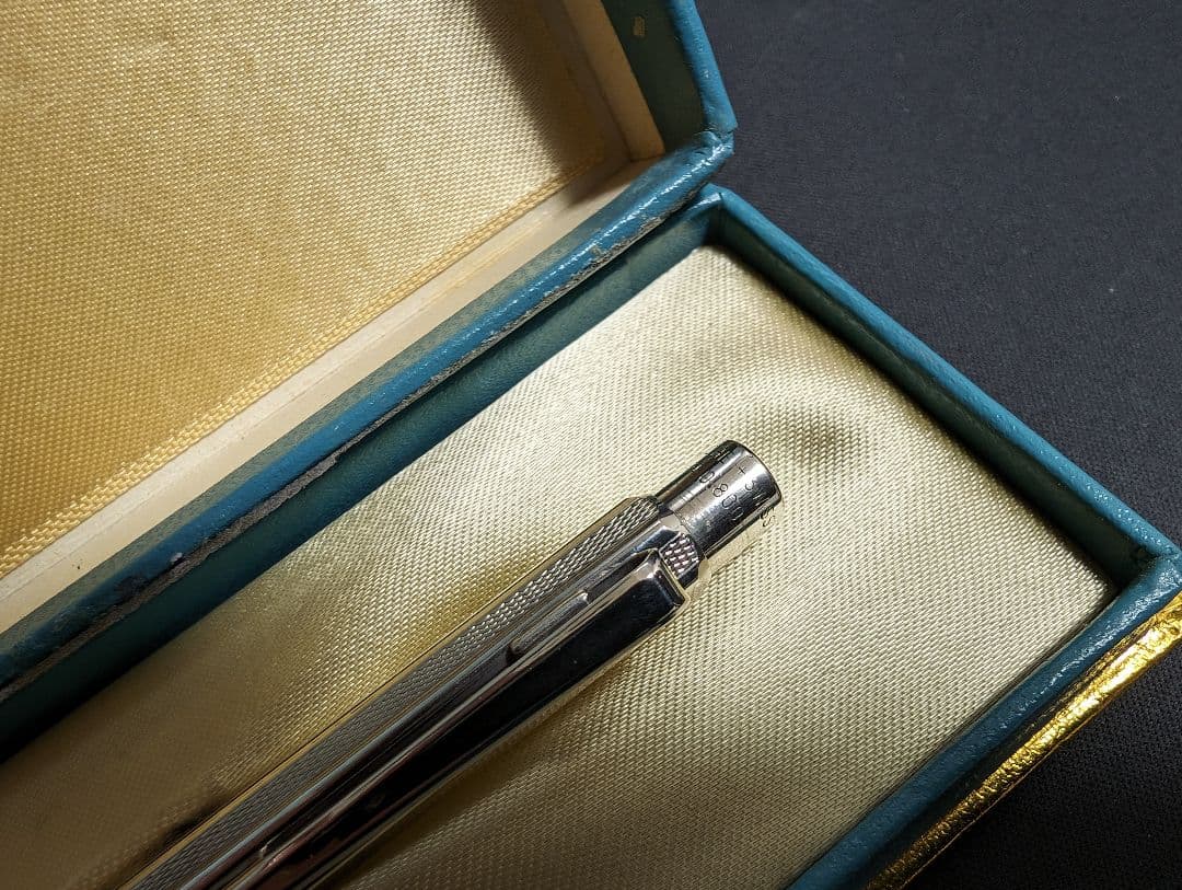 Caran d'ache グレンドージュ800シルバー カランダッシュ エクリドール