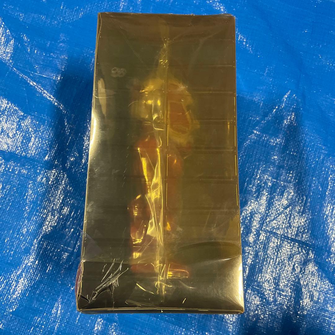 進撃の巨人 超大型巨人 ソフビフィギュア empty エンプティー 未開封