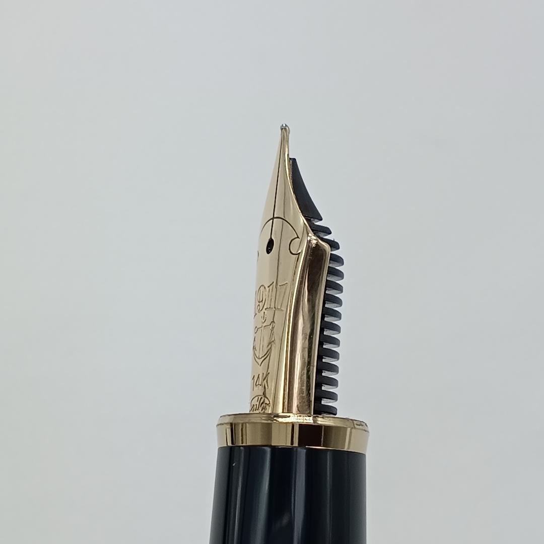 美品★ SAILOR JAPAN 万年筆 14K 1911 H−M 14金 黒