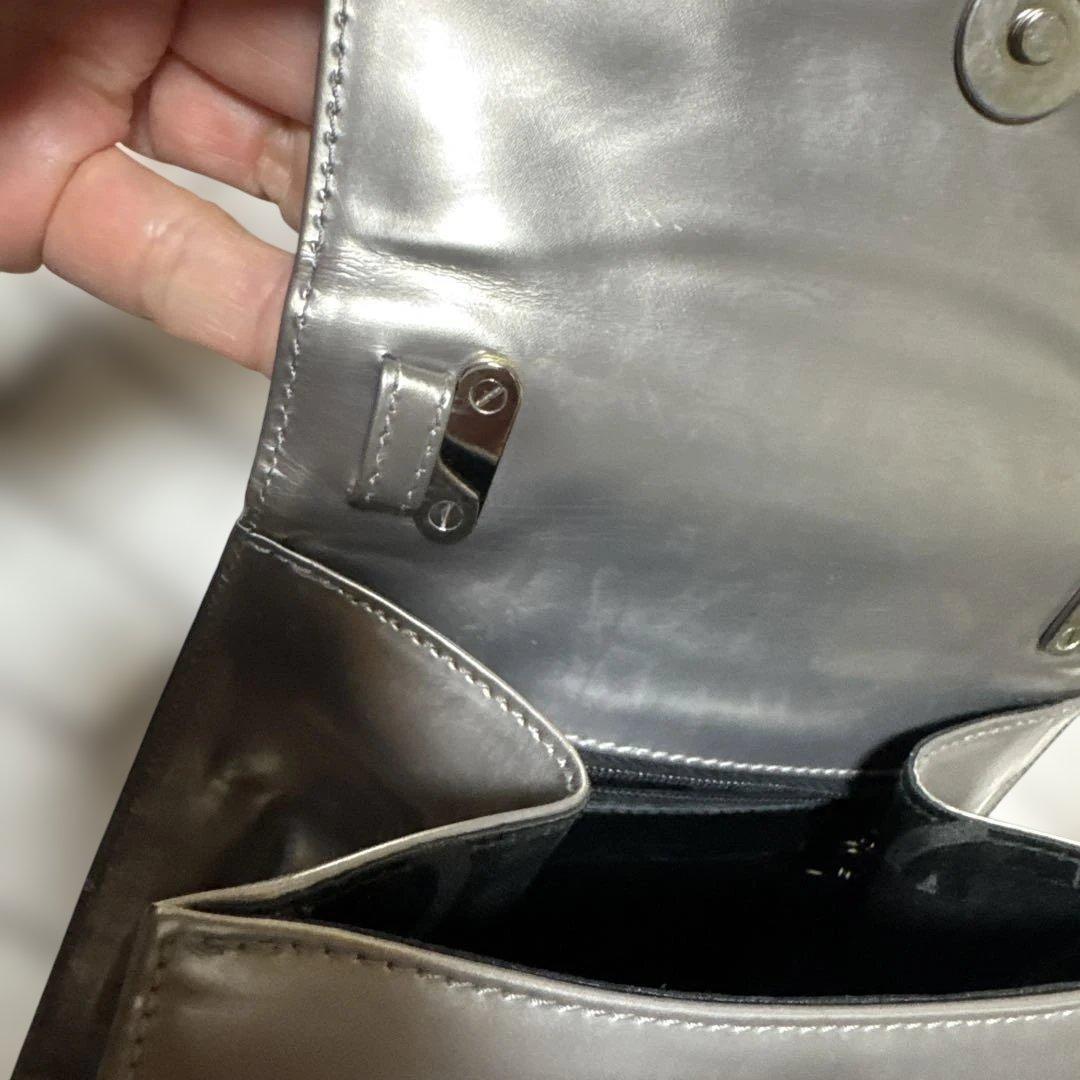 フェラガモ　￼シルバー　￼ミニバッグ