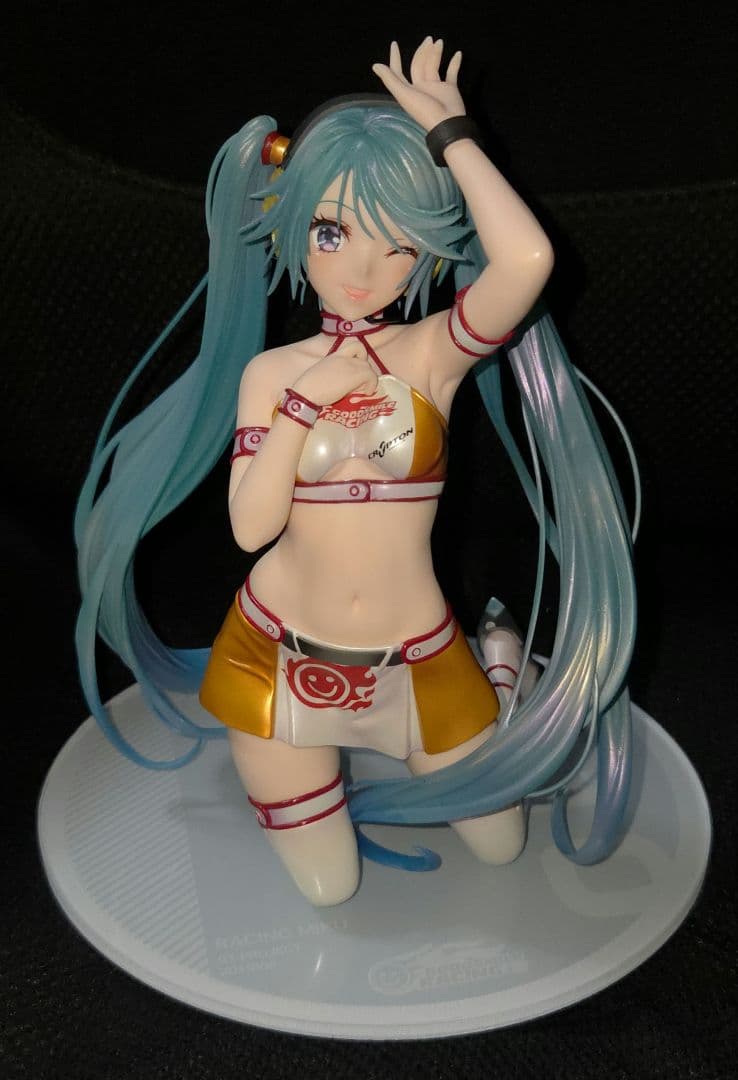 初音ミク　レーシングミク 2010 Ver. 1/7スケールフィギュア