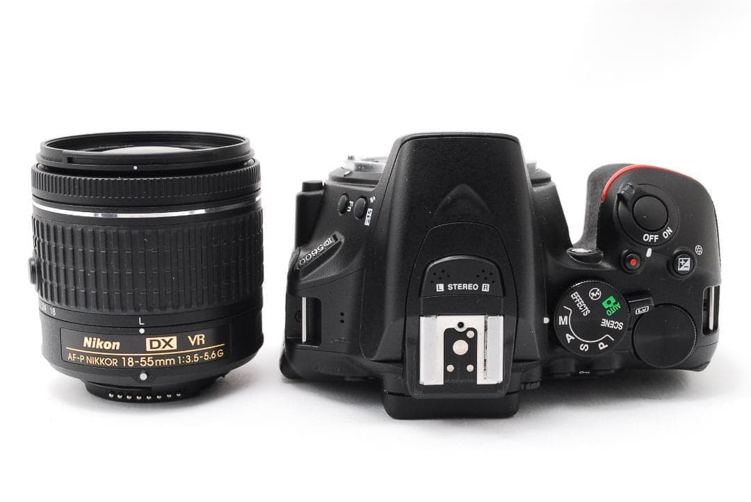 美品Bluetooth搭載✨Nikon D5600 ダブル ショット数1837回 ニコン 中古