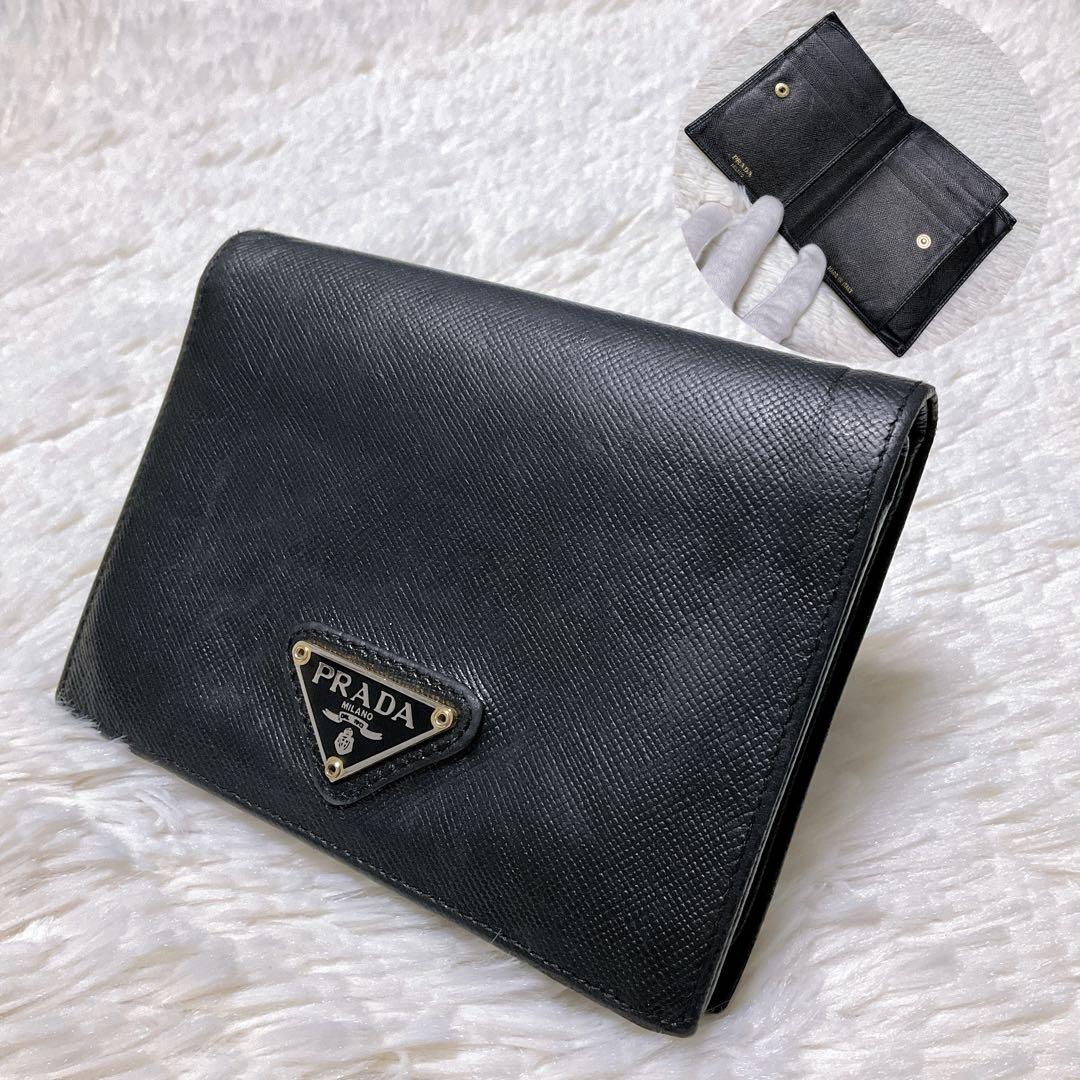 ⭐︎希少⭐︎プラダ 二つ折り財布 サフィアーノレザー 三角ロゴ 黒