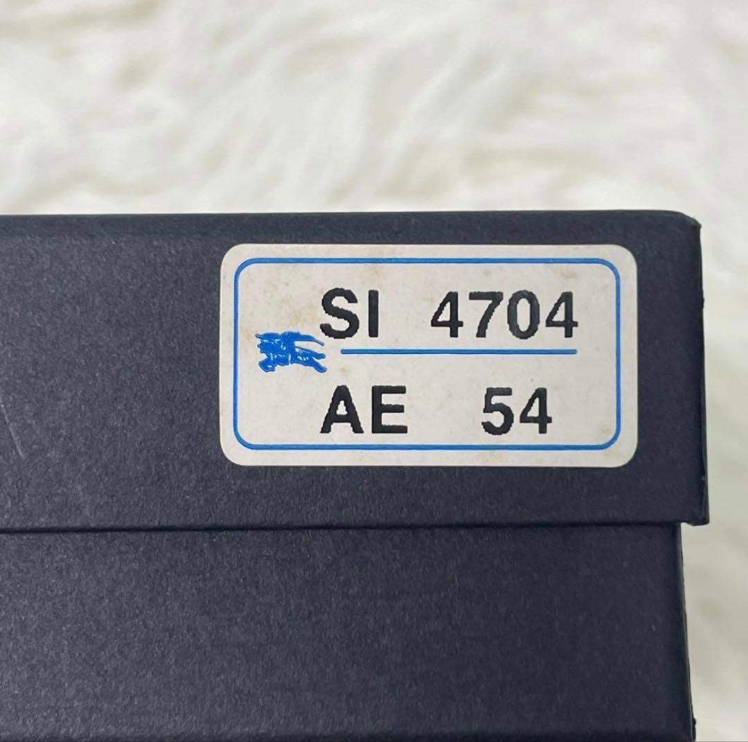 BURBERRY 二つ折り財布　値下げ中　1/23まで