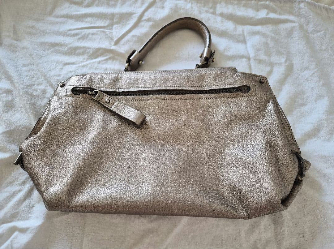 Ferragamoレディースバッグ