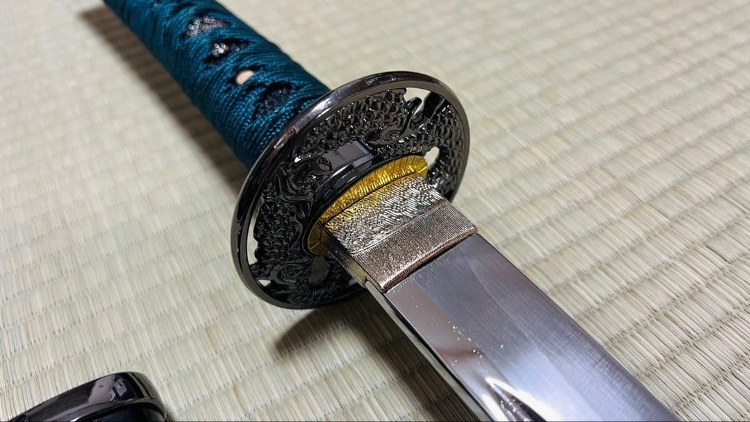 模造刀 陸奥守吉行拵え 龍目貫 龍透かし鍔 鐺付き 樋入り刀身 251020-2