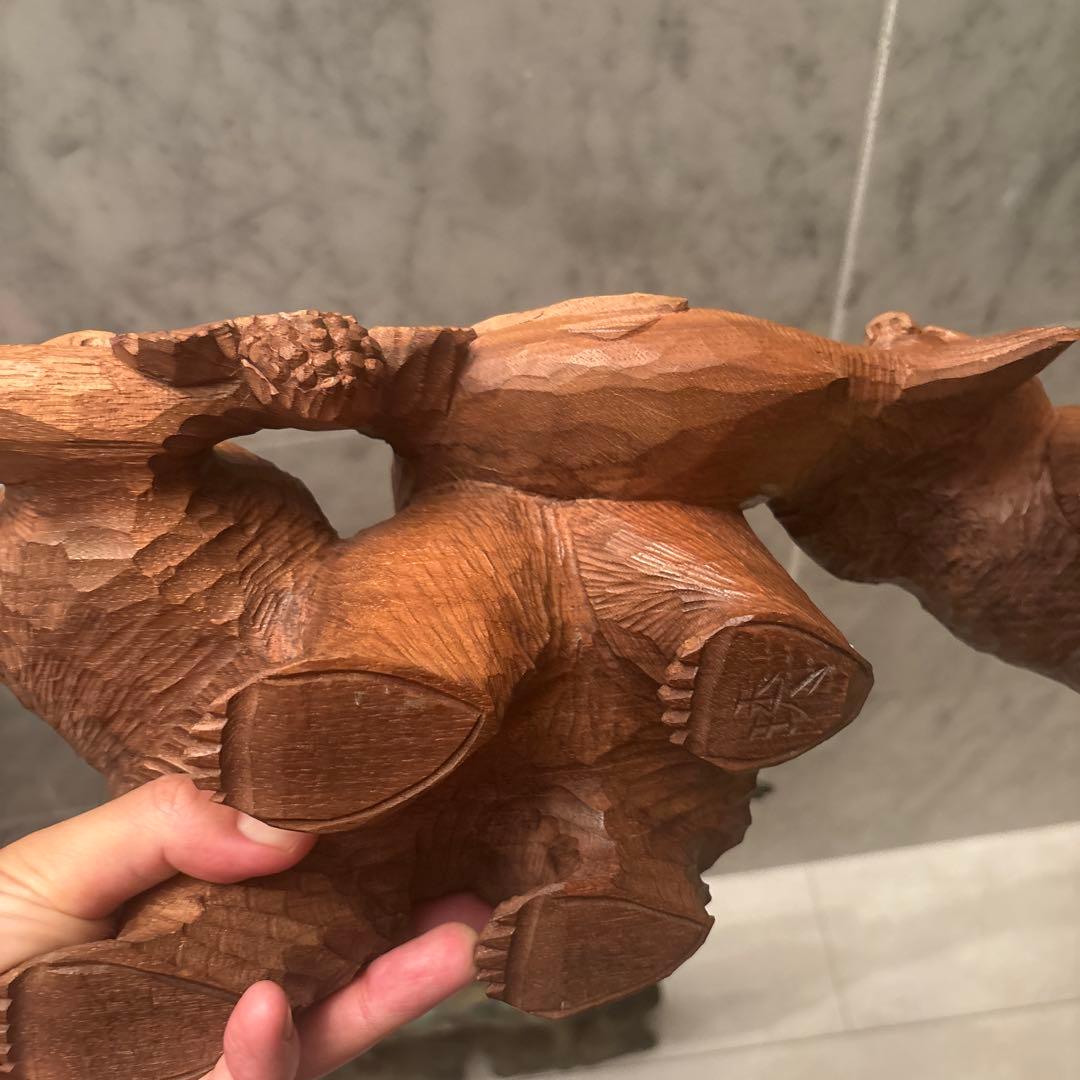 平野幸人 作(琇) 北海道アイヌ伝統民藝 葡萄と鮭をくわえる親子熊