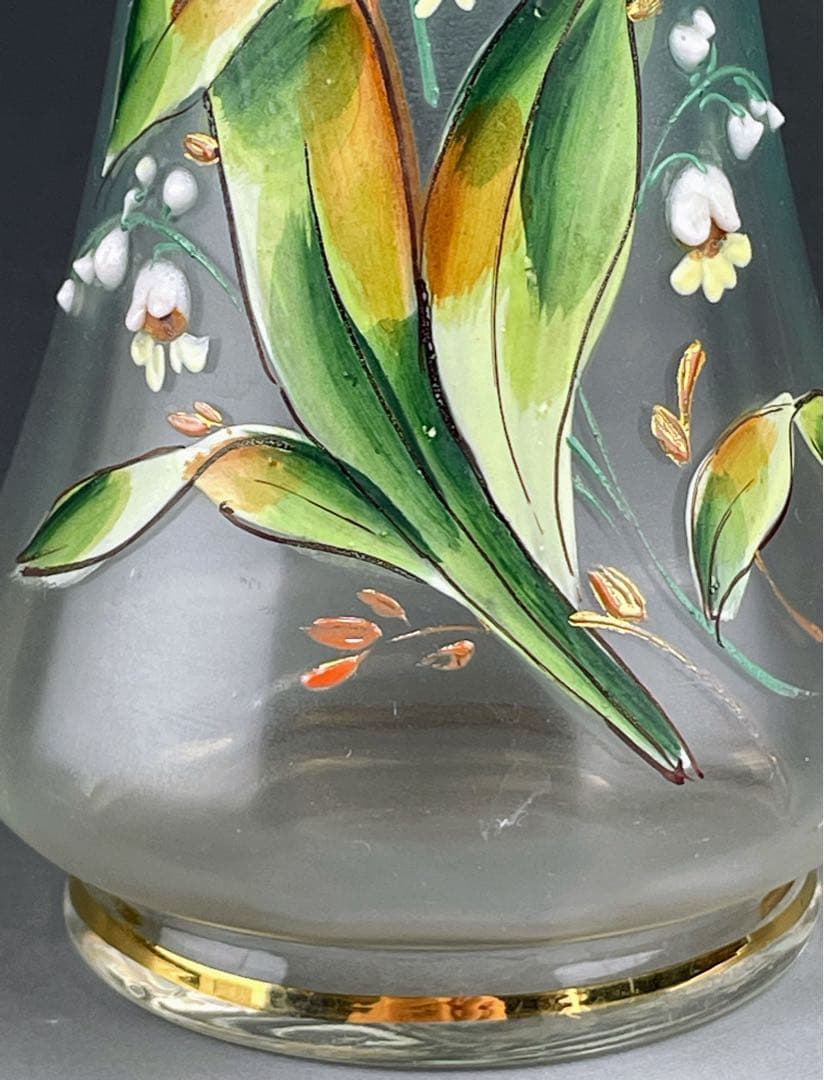 希少】ボヘミアグラス 22．5㎝ エナメル盛 スズラン紋 花瓶 一輪挿し