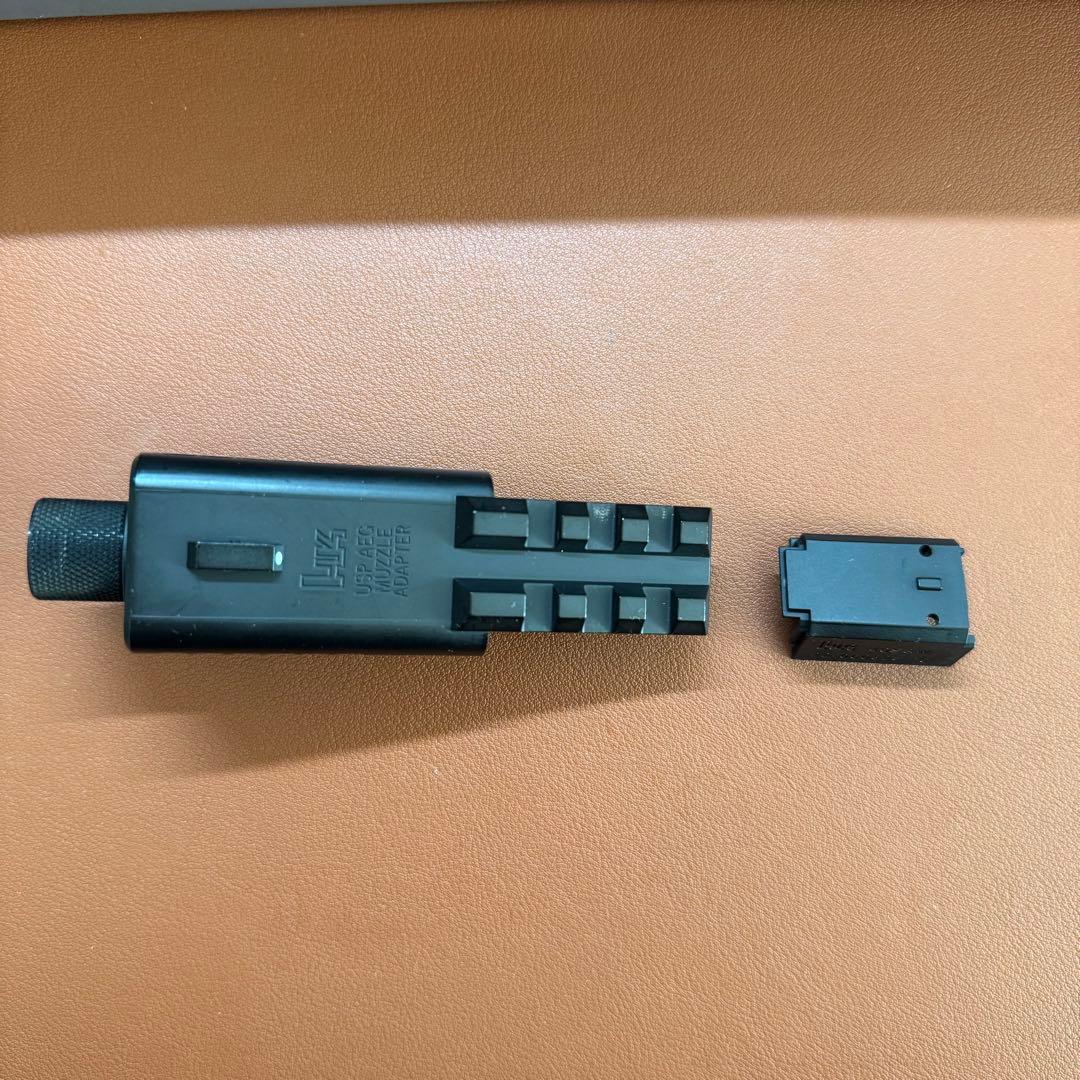 東京マルイ 電動 USP マズルアダプター、充電器&充電池セット