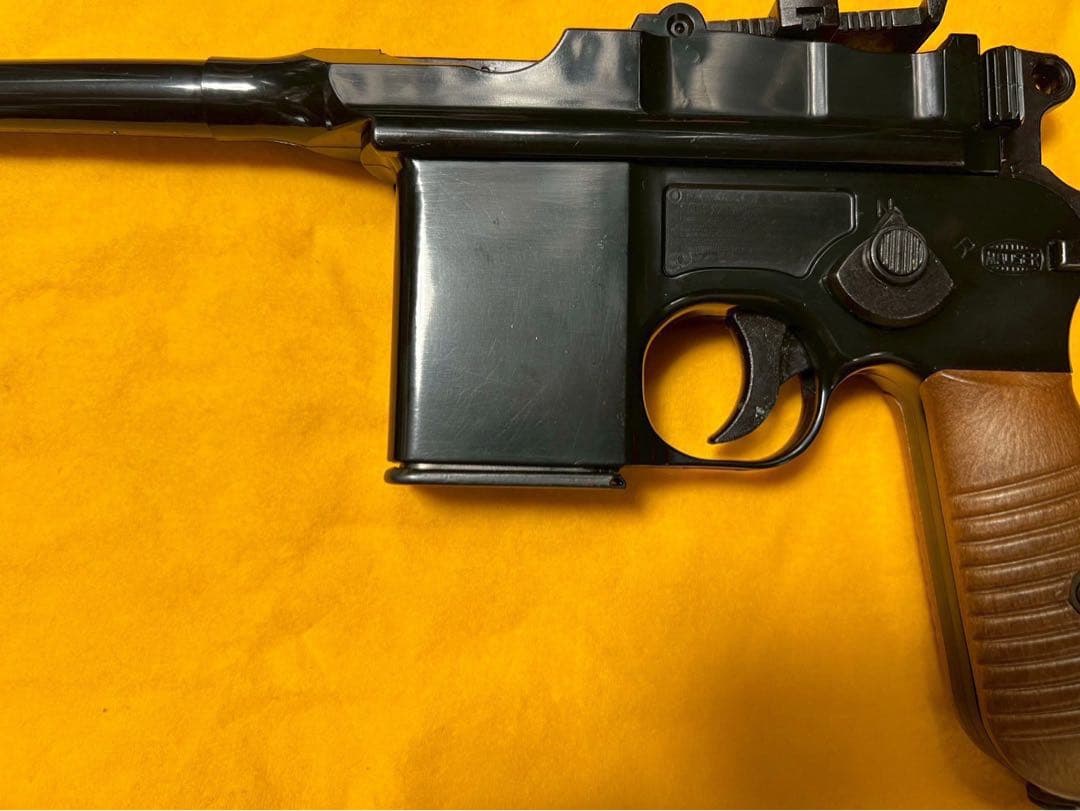 マルシン　モーゼルＭ７１２ モデルガン　1／１ 樹脂製　マルイ