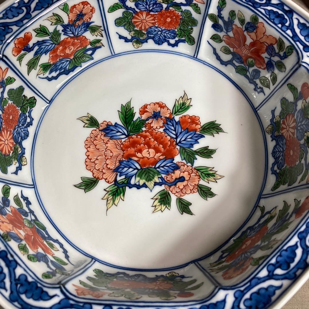 源右衛門】古伊万里の伝統 日本の名窯 舘林源右衛門作 花割牡丹見込