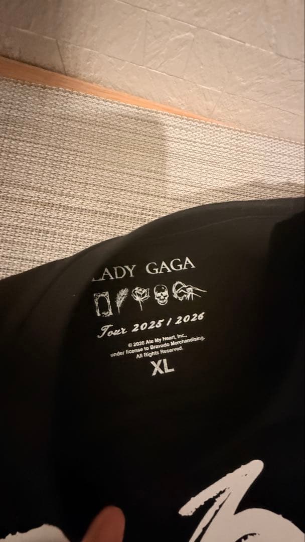 Lady Gaga JAPAN DATE BACK Tシャツ XLサイズ - メルカリ