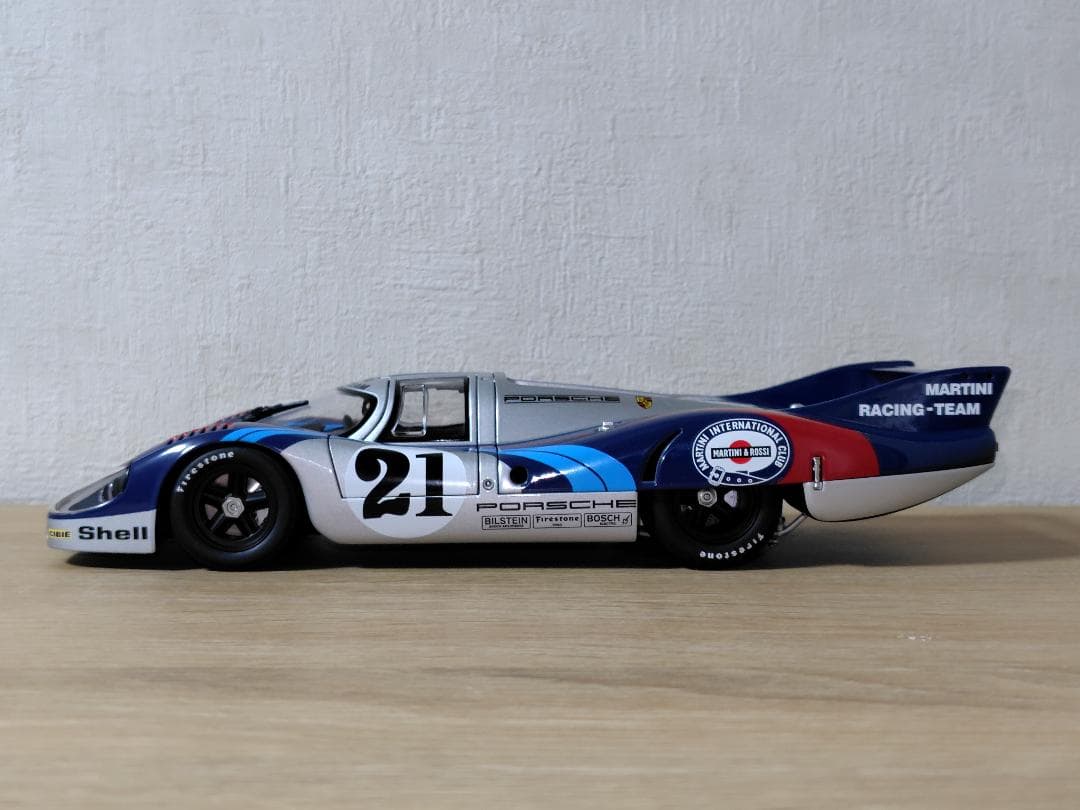 1/18 オートアート ポルシェ 917 ロングテール (917LH) ポルシェ 917