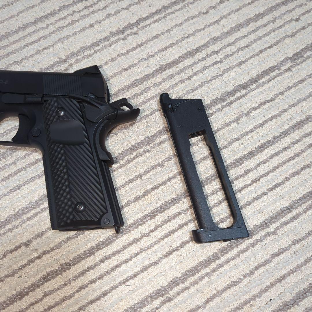 カーボネイトNITESHIFT CO2ガスガン ブラック 箱付き