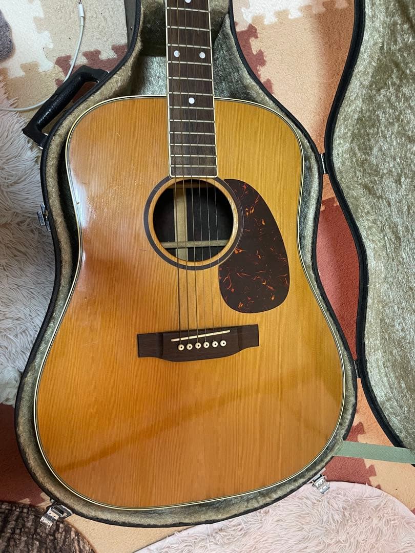 YAMAKI ACOUSTIC GUITAR 1954 model