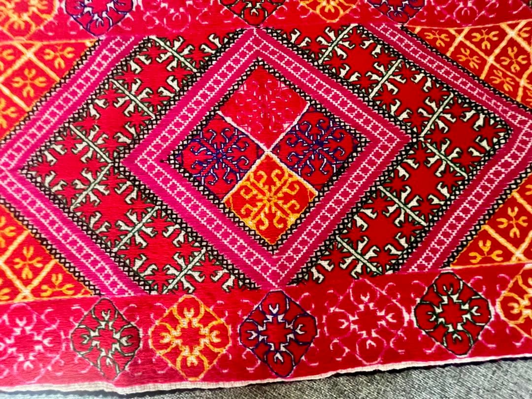 アンティーク スワット地方 手刺繍 クッションカバー パキスタン レア 最終価格