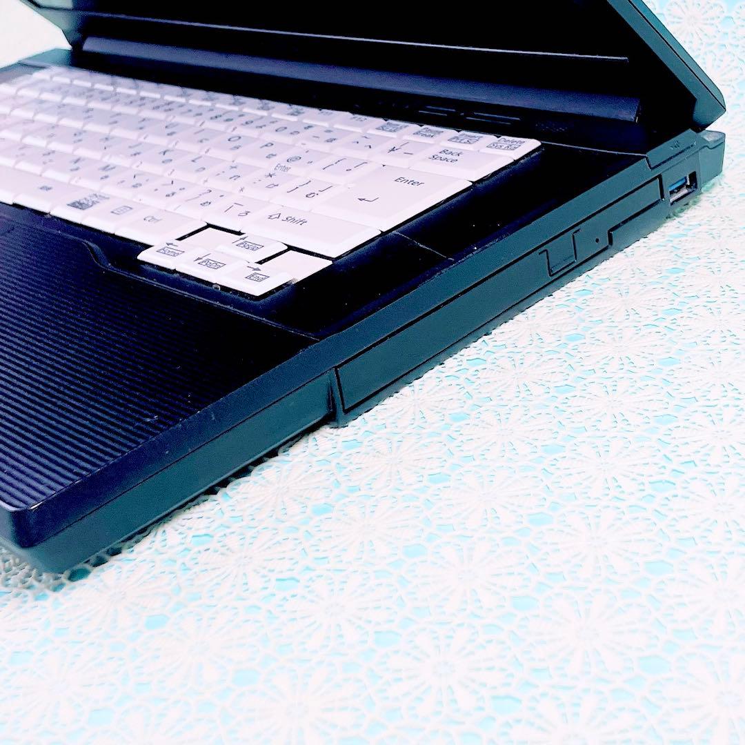 今だけ特別価格‼️初心者おすすめ❣️初期設定済みですぐ使える黒ノート