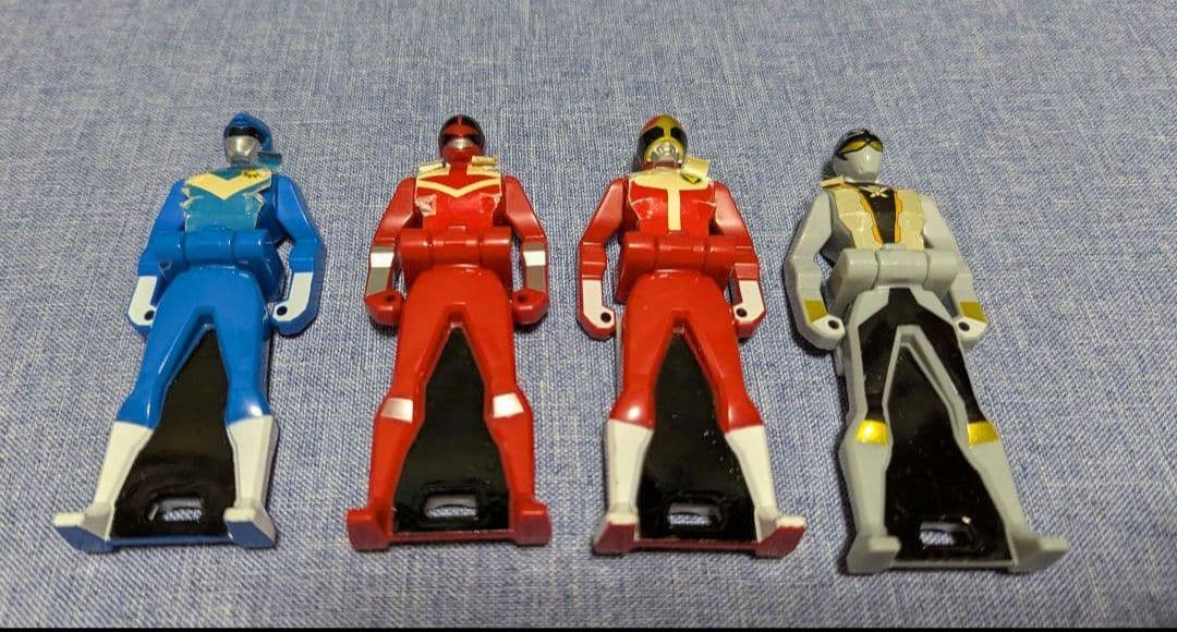 レジェンドモバイレーツとケースとレンジャーキーとオマケセット