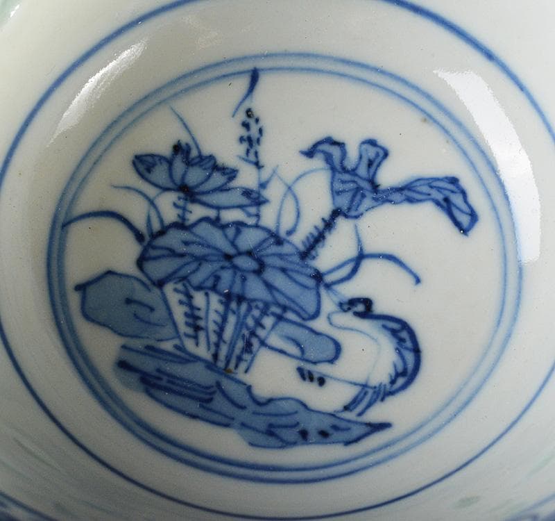 中国 大清康煕年製 青花蓮花文 透蛍手蓋茶碗 M R5197