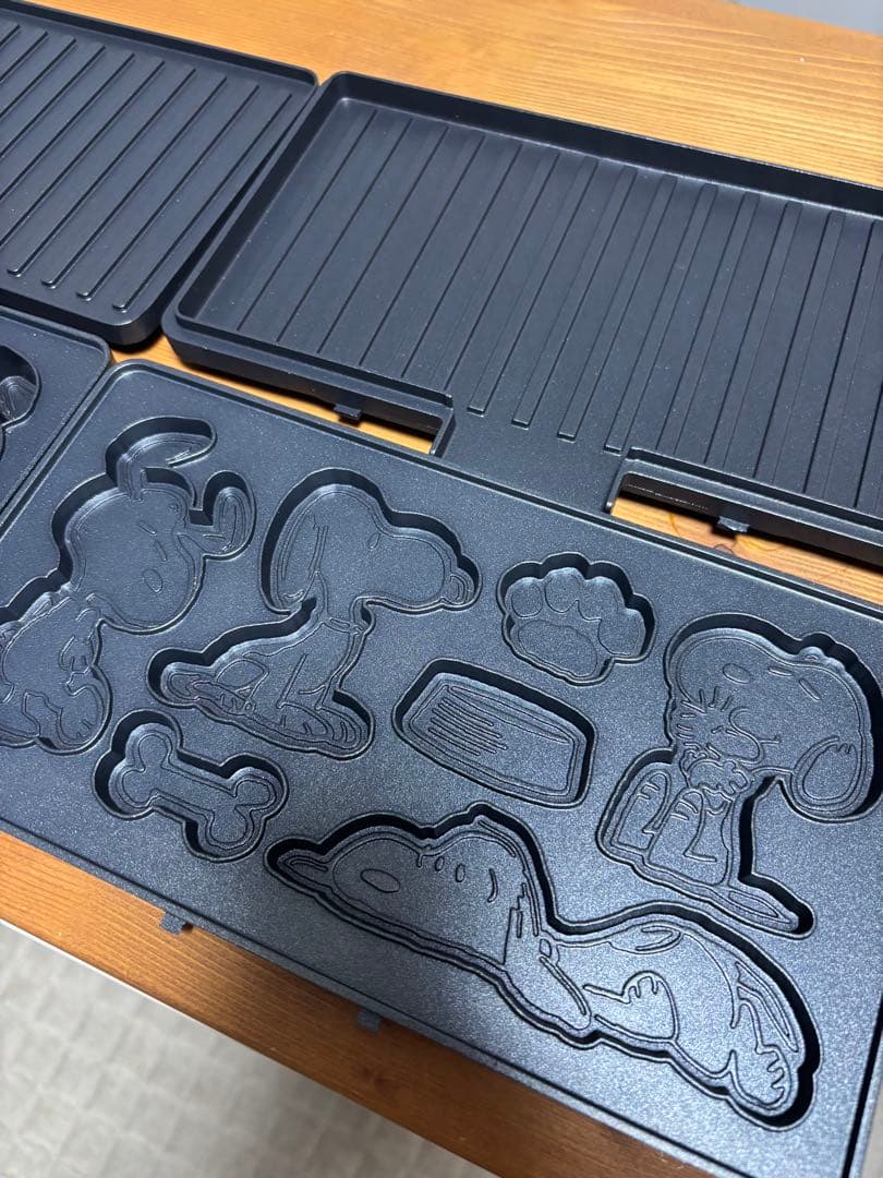 グリルサンドメーカーダブル　PEANUTS BRUNO